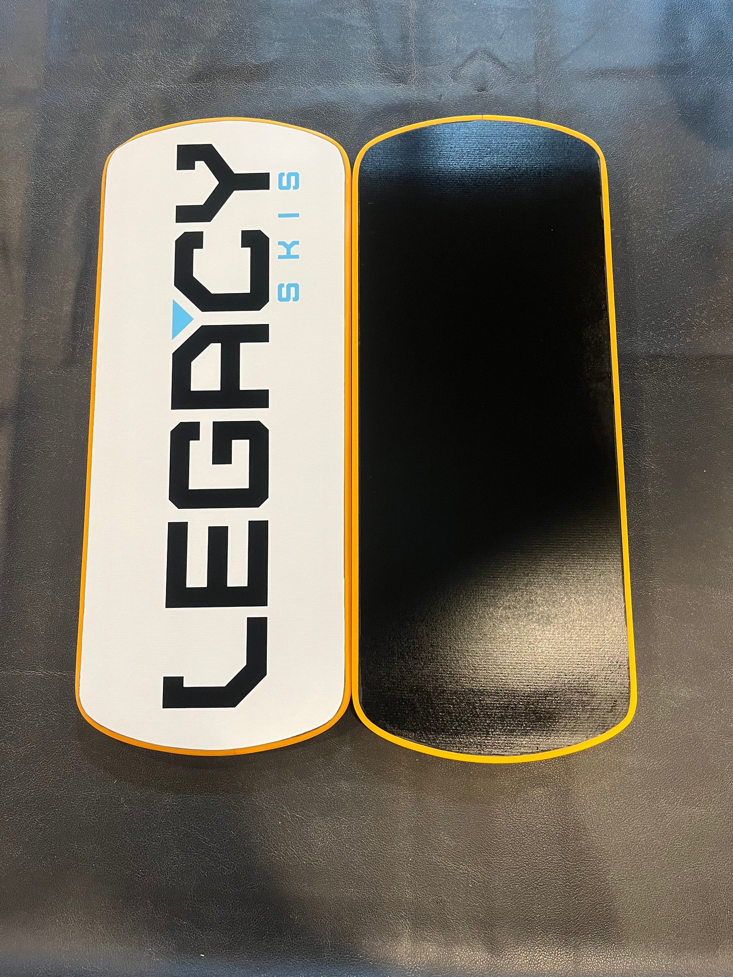 Legacy Shoe Skis